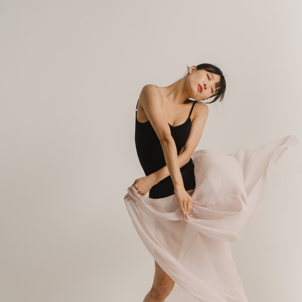 Find Your Voice This Holiday Season: Tips for Meaningful Conversations and Deeper Connections