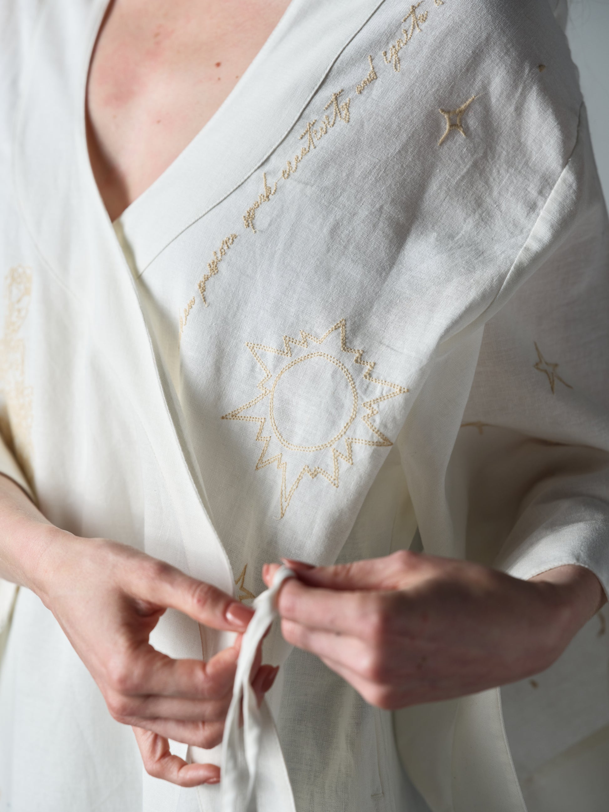Evoke Sun Robe